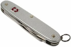 Victorinox Pioneer Alox Silver 0.8201.26 Couteau Suisse -Couteaux Prestige Magasin 5V0 8201 26 06 victorinox pioneer alox silver 5v0 8201 26 d6
