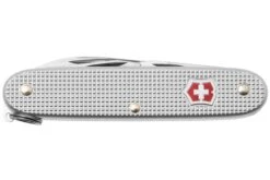 Victorinox Pioneer Alox Silver 0.8201.26 Couteau Suisse -Couteaux Prestige Magasin 5V0 8201 26 07 victorinox pioneer alox silver 5v0 8201 26 d7