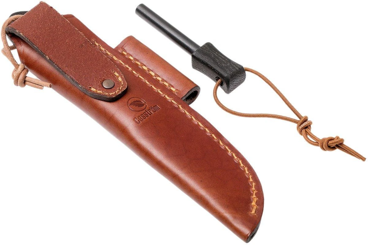 Casström Woodsman Knife Bog Oak, K720 Scandi Grind 10829 Avec Pierre à Feu 10 Casström Woodsman Knife Bog Oak, K720 Scandi Grind 10829 Avec Pierre à Feu – Image 8
