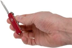 Victorinox Rally Rouge 0.6163 Couteau Suisse 13 Victorinox Rally Rouge 0.6163 Couteau Suisse -Couteaux Prestige Magasin VT0 6163 06 victorinox