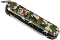 Victorinox Classic SD Camouflage 0.6223.94 Couteau Suisse -Couteaux Prestige Magasin VT0 6223 94 04 victorinox vt0 6223 94 04