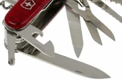 Victorinox SwissChamp Transparent Rouge 1.6795.T Couteau Suisse 12 Victorinox SwissChamp Transparent Rouge 1.6795.T Couteau Suisse -Couteaux Prestige Magasin VT1 6795 T 03 victorinox swisschamp 33 rood transparant vt1 6795 t d3