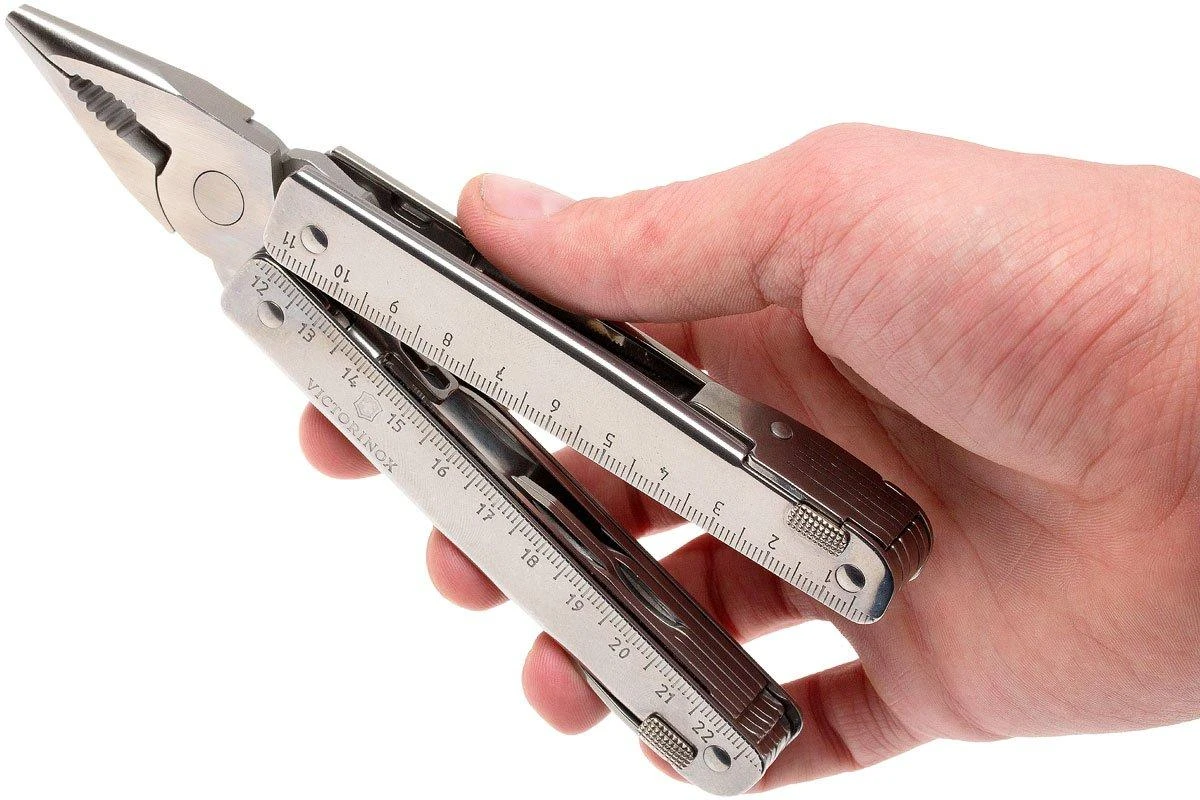 Victorinox SwissTool X Plus 3.0339.L Pince Multifonction Avec Clé à Cliquet, étui En Cuir 8 Victorinox SwissTool X Plus 3.0339.L Pince Multifonction Avec Clé à Cliquet, étui En Cuir – Image 6